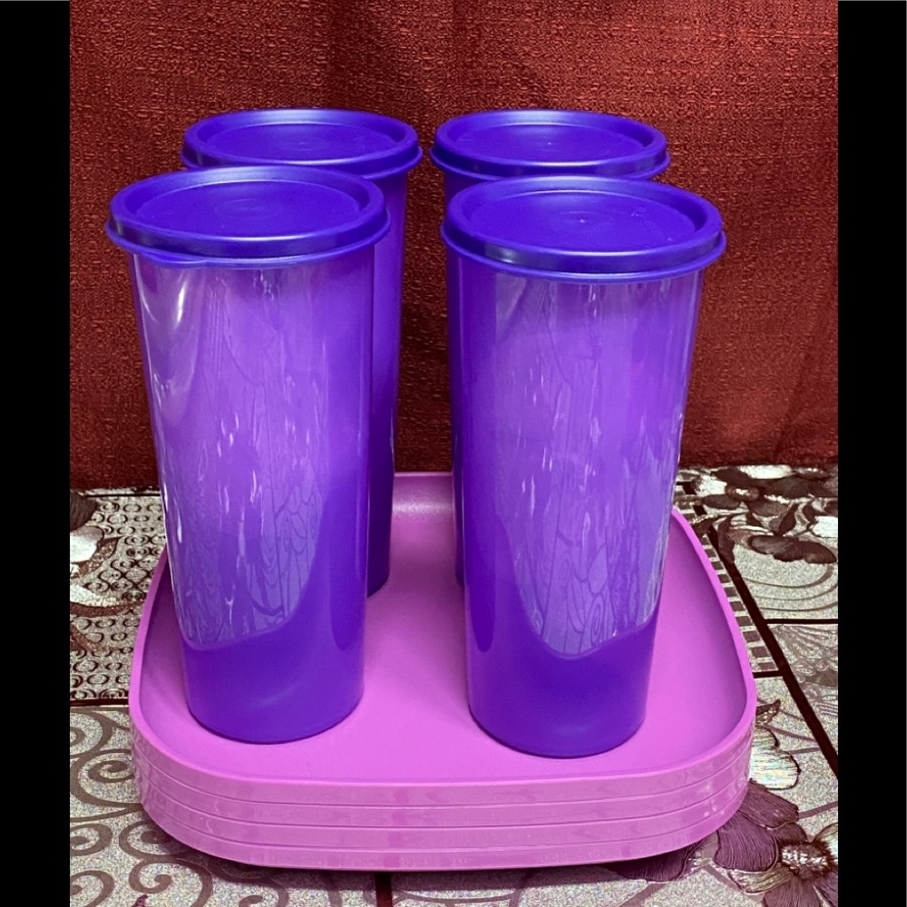 Tupperware 4 plates, 4 cups